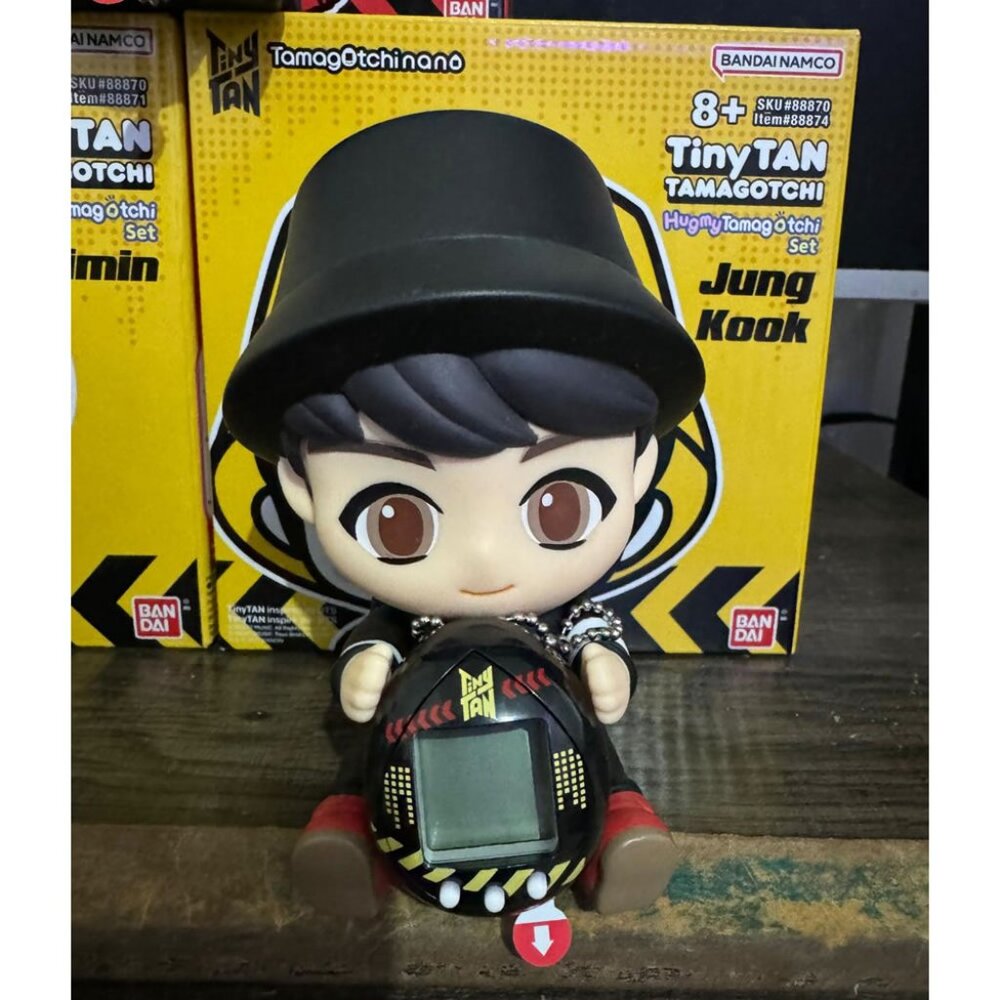 TinyTan Tamagotchinano Vinyl Figure, Jung Kook